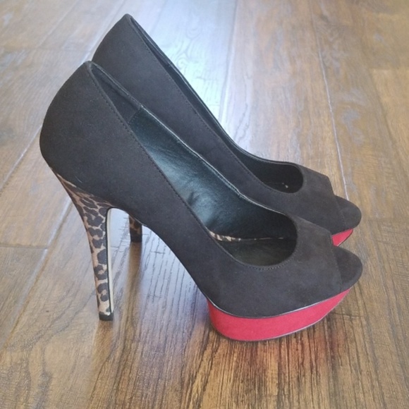NWB Elle Platform Black and Leopard Heels Size 7.5 - Picture 2 of 5